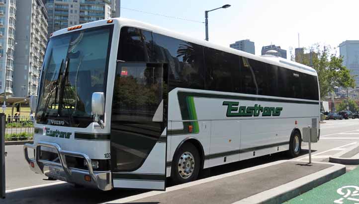 Eastrans Volvo B7R Autobus 102